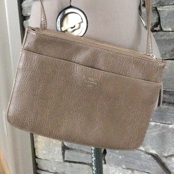 Purse - Picture 2 of 4